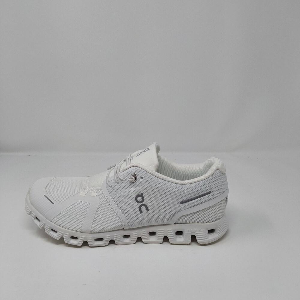 On Running Cloud 5 All White Womens Athletic Shoes New - Picture 12 of 16